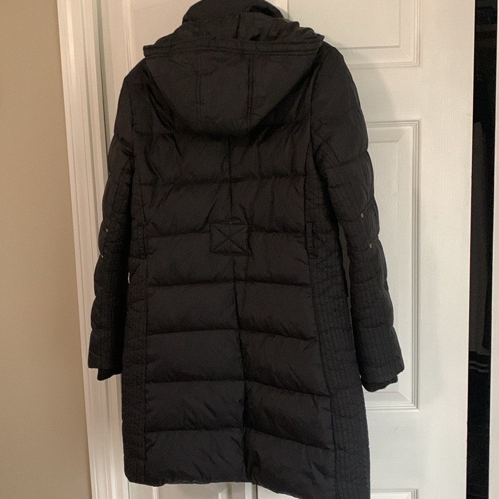 Tommy H puffer S/P black hooded *missing belt* - Picture 2 of 10